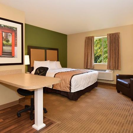 Suburban Studios Houston North I-45 מראה חיצוני תמונה