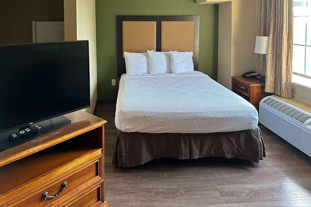 Suburban Studios Houston North I-45 חדר תמונה