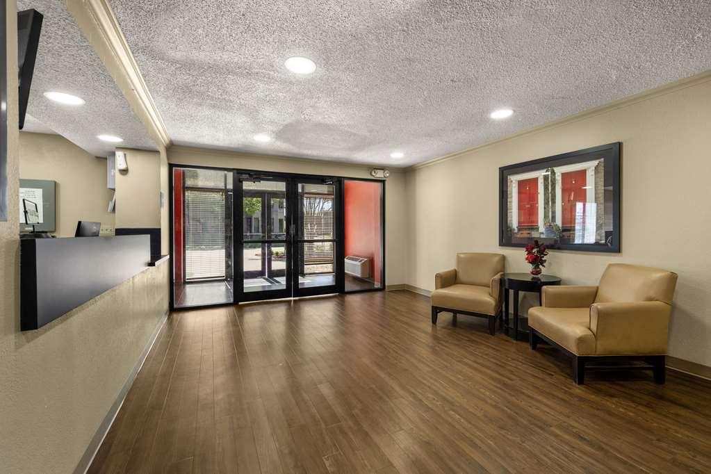 Suburban Studios Houston North I-45 מראה פנימי תמונה